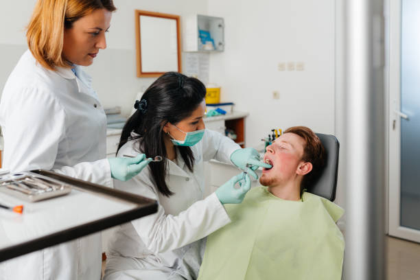 Best Emergency Denture Repair in Manhattan, NY